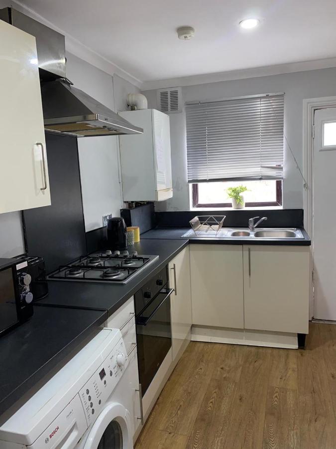 Dodi Aparts London, Near Stratford Close To Tube Station * London