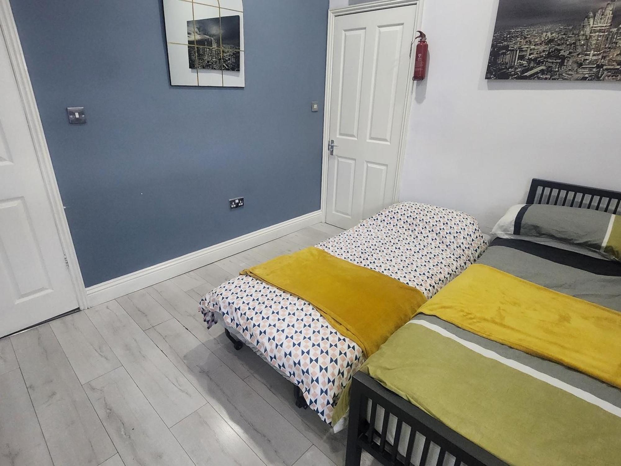 Dodi Aparts London, Near Stratford Close To Tube Station London