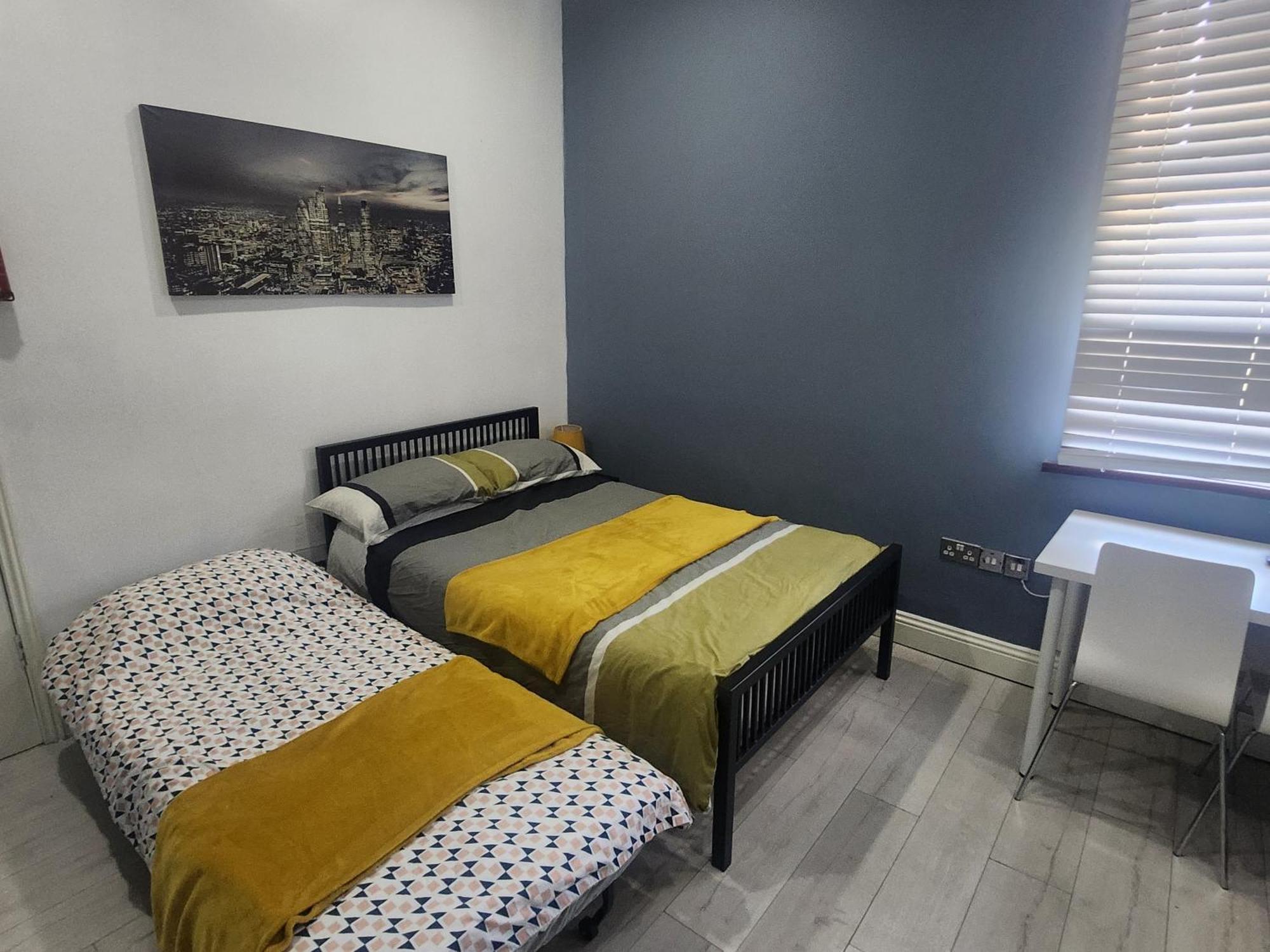 Dodi Aparts London, Near Stratford Close To Tube Station London